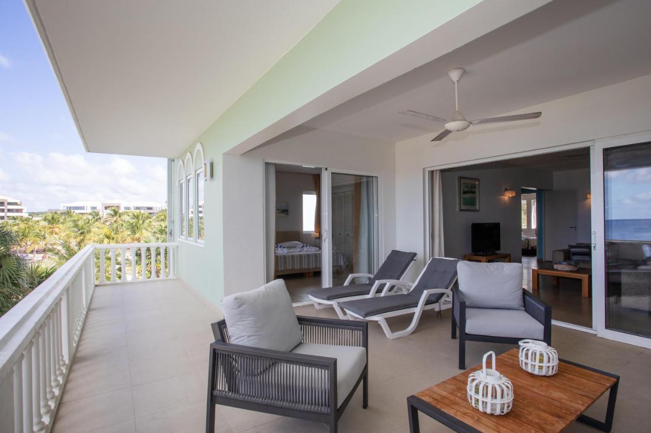 Blue Bay Beach Apartments Bagian luar foto