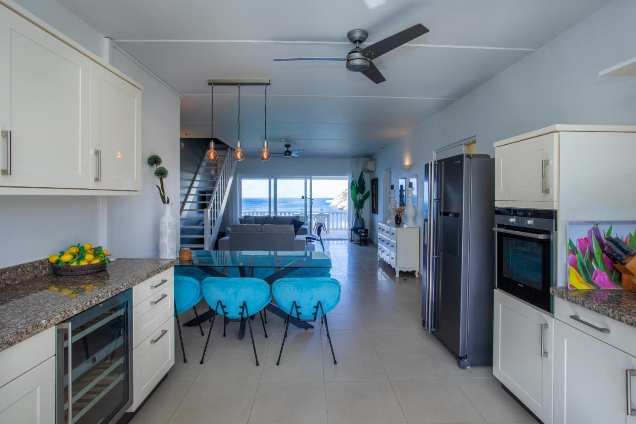 Blue Bay Beach Apartments Bagian luar foto