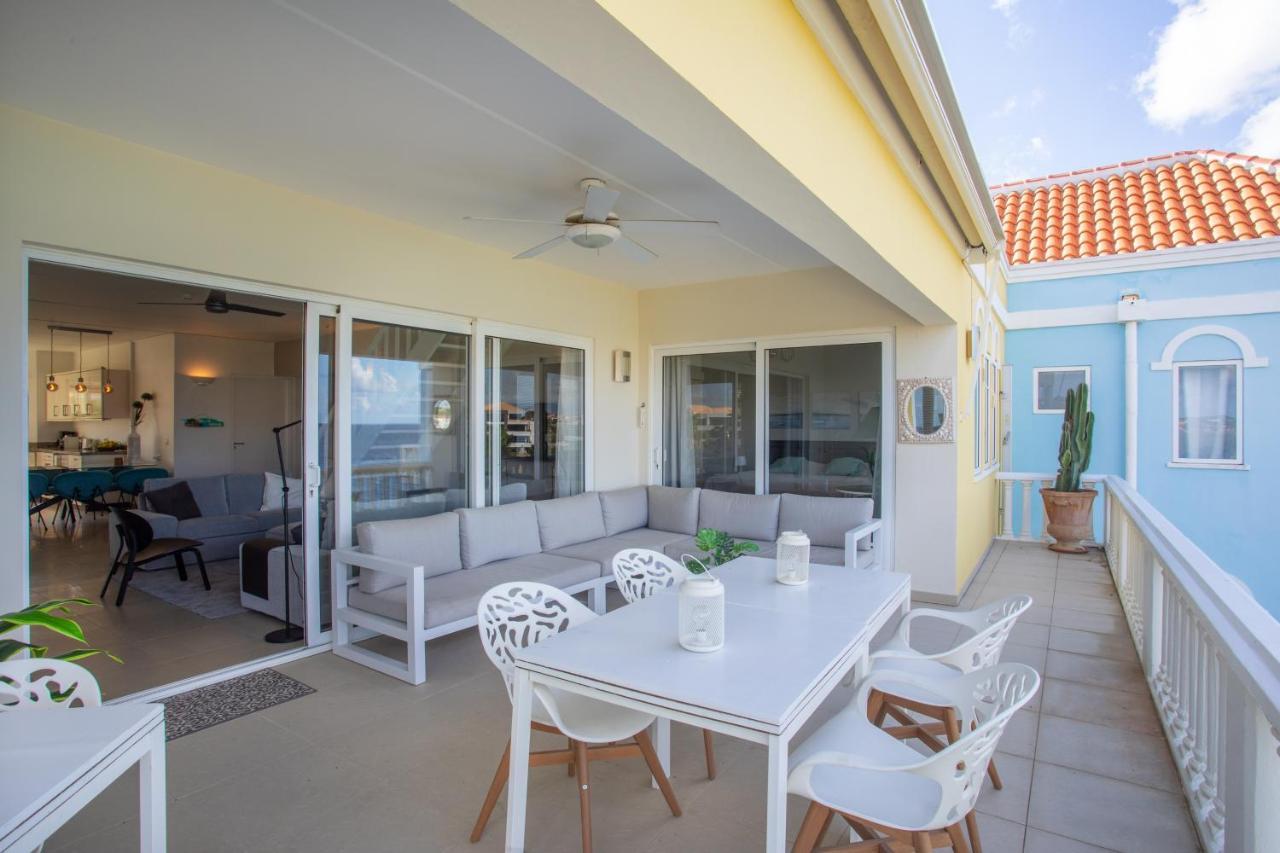 Blue Bay Beach Apartments Bagian luar foto