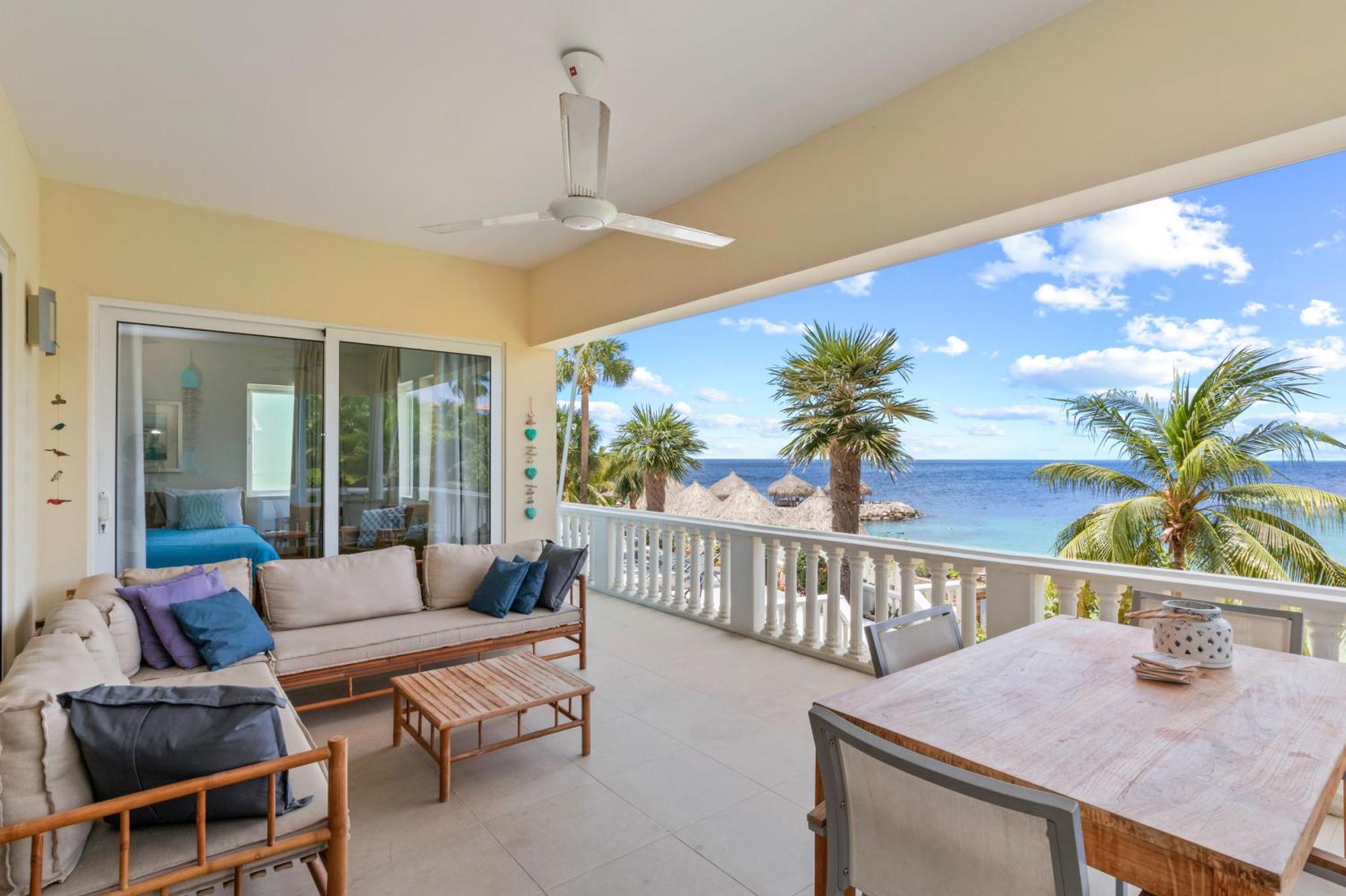 Blue Bay Beach Apartments Bagian luar foto