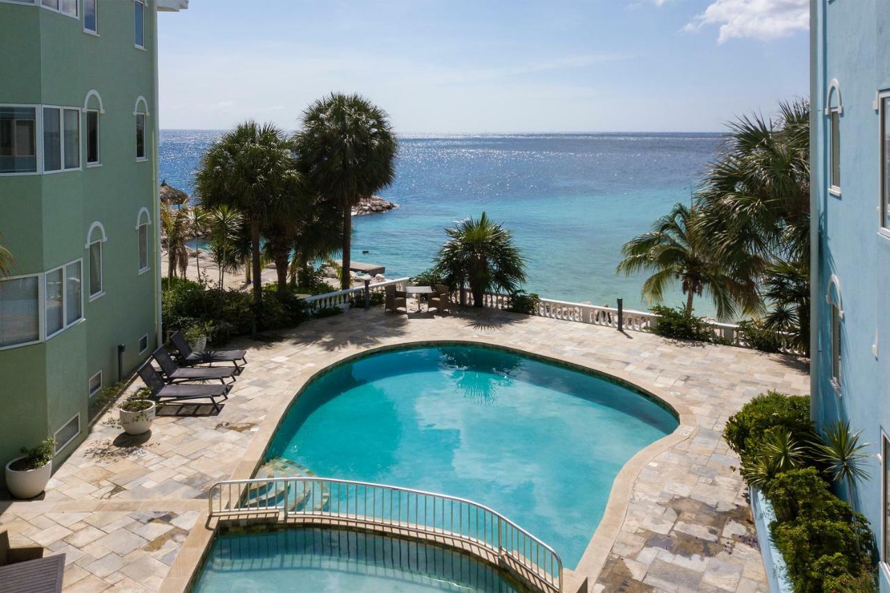 Blue Bay Beach Apartments Bagian luar foto