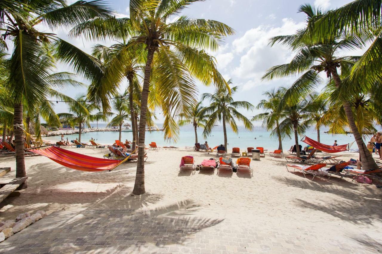 Blue Bay Beach Apartments Bagian luar foto